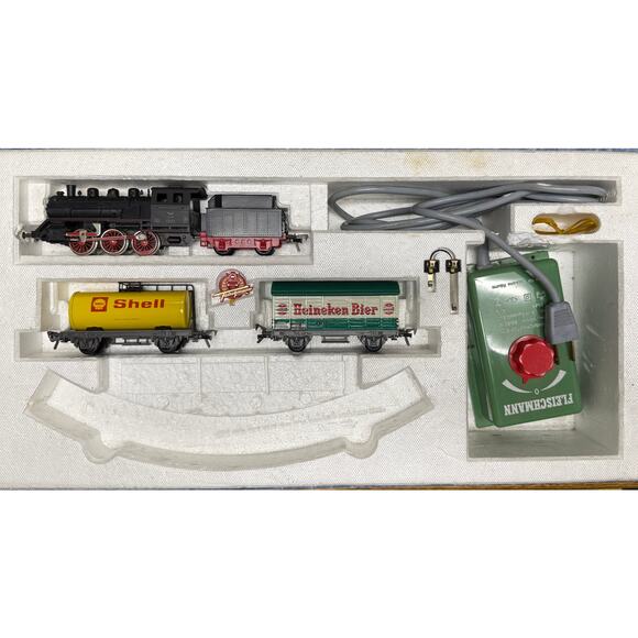 Beginners 1976 HO Fleischmann Train Set with Transformer Missing Track - AS IS - Picture 13 of 14
